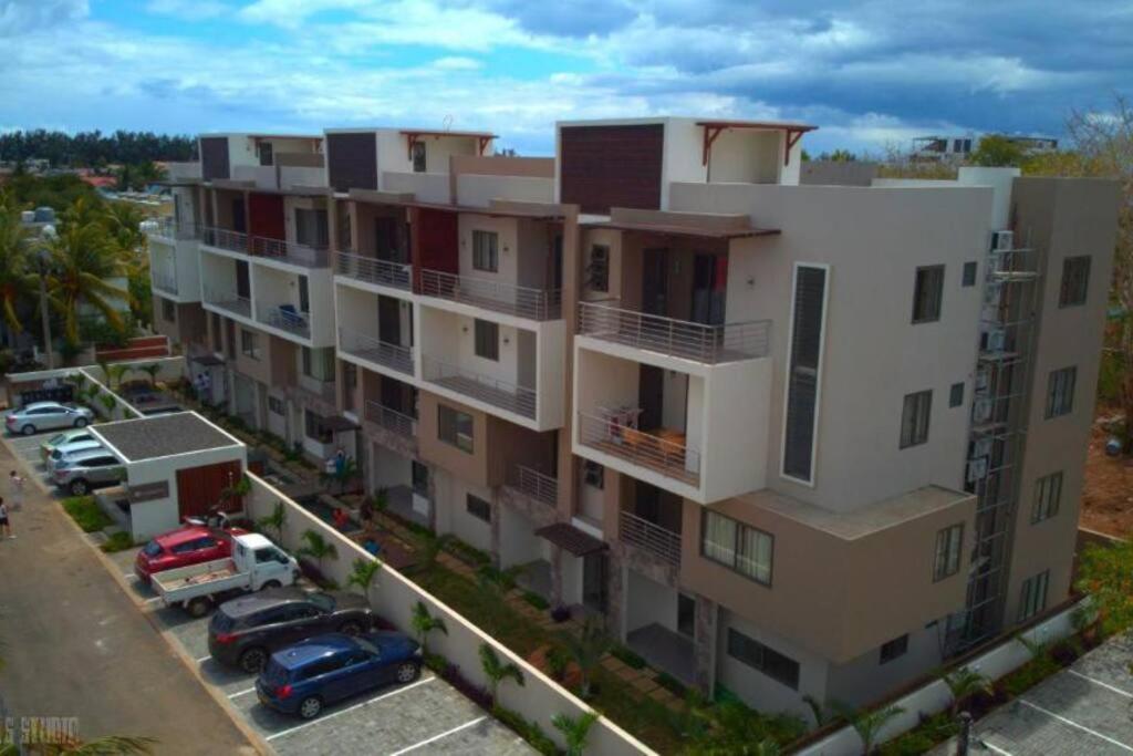 Modern And Cosy Condo: Westwood Apartments Flic-en-Flacq Eksteriør bilde