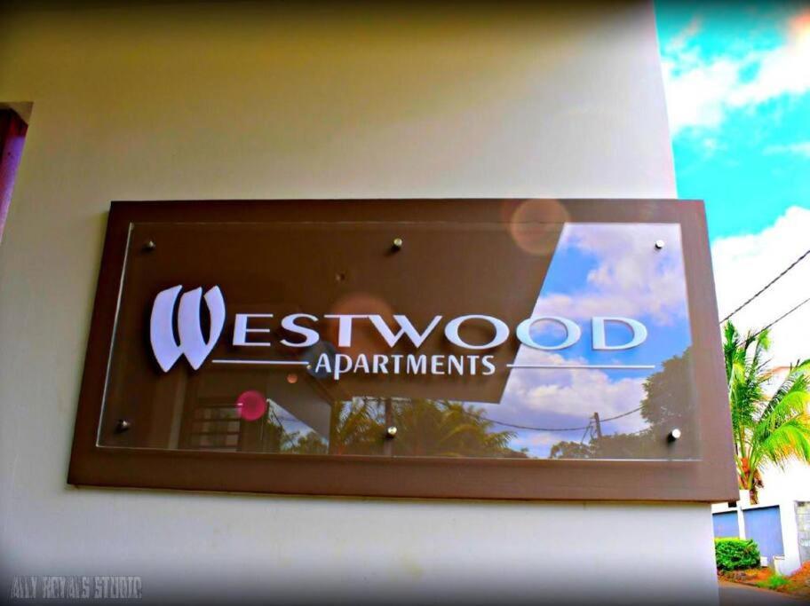 Modern And Cosy Condo: Westwood Apartments Flic-en-Flacq Eksteriør bilde