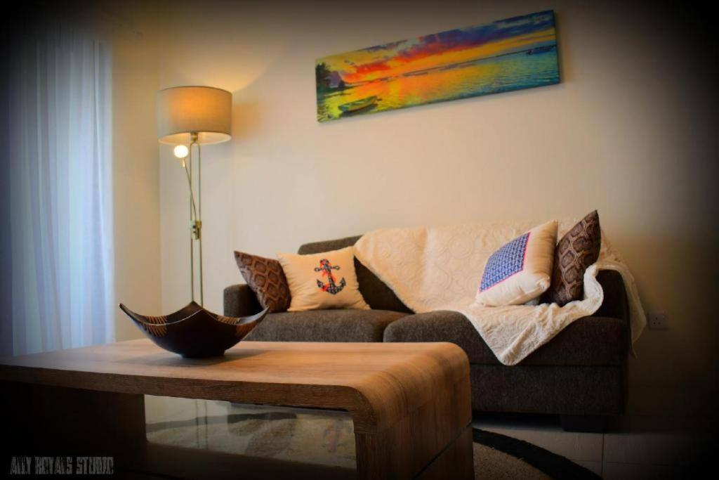 Modern And Cosy Condo: Westwood Apartments Flic-en-Flacq Eksteriør bilde